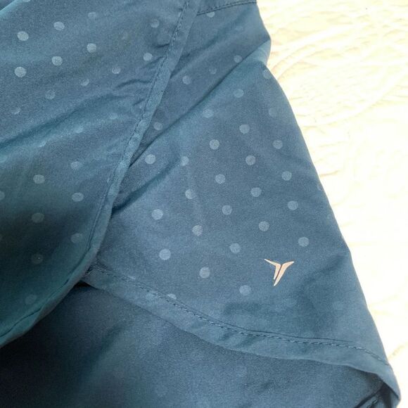 Old Navy Athletic Short Size Large - Picture 2 of 6